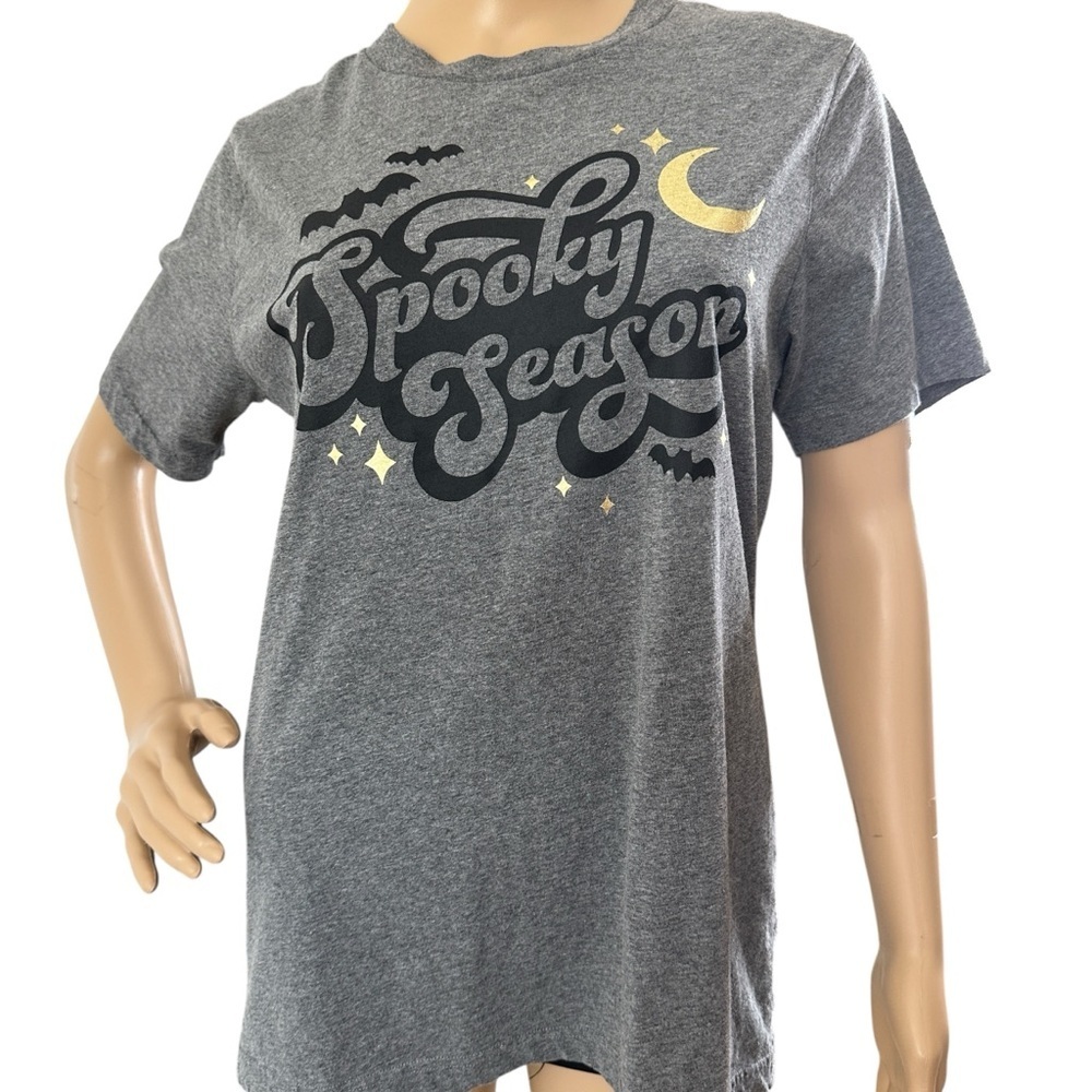 Celebrate It Gray Spooky Season Halloween shirt Medium